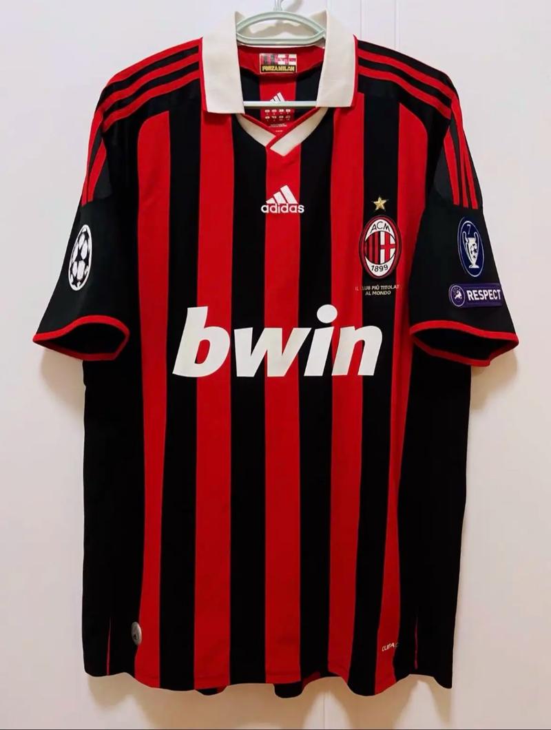 万宁女子高尔夫球公开赛任怡嘉夺冠（任怡嘉问鼎万宁女子高尔夫球公开赛）