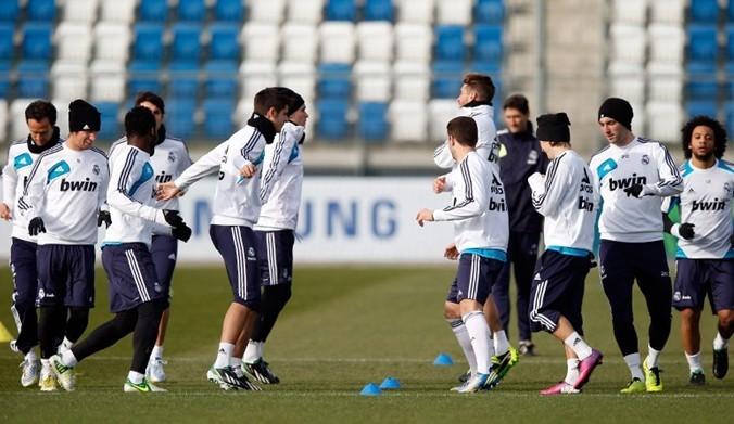 官方：格列兹曼荣膺2025金足奖（官方宣布：格列兹曼当选2025年度金足奖得主）