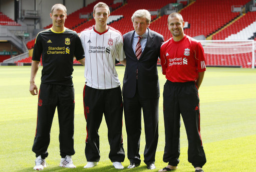 博斯：很惊讶曼城放走阿尔瓦雷斯；我与西蒙尼执教理念相反（博斯：对曼城放走阿尔瓦雷斯感到震惊；我的执教理念与西蒙尼完全相反）