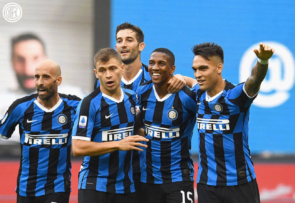 曼联vs西汉姆联前瞻：齐尔克泽重拾信心 红魔主场无惧铁锤帮（曼联迎战西汉姆前瞻：齐尔克泽状态回升，红魔主场底气十足）