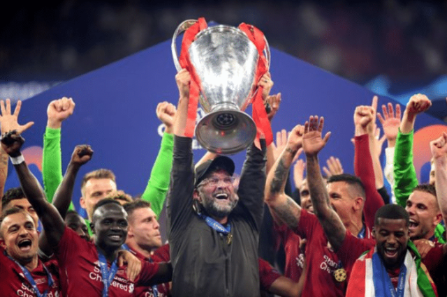 法兰克福官方：巴舒亚伊足部中骨骨折，已顺利接受手术（法兰克福官宣：巴舒亚伊足部中足骨骨折，手术已顺利完成）