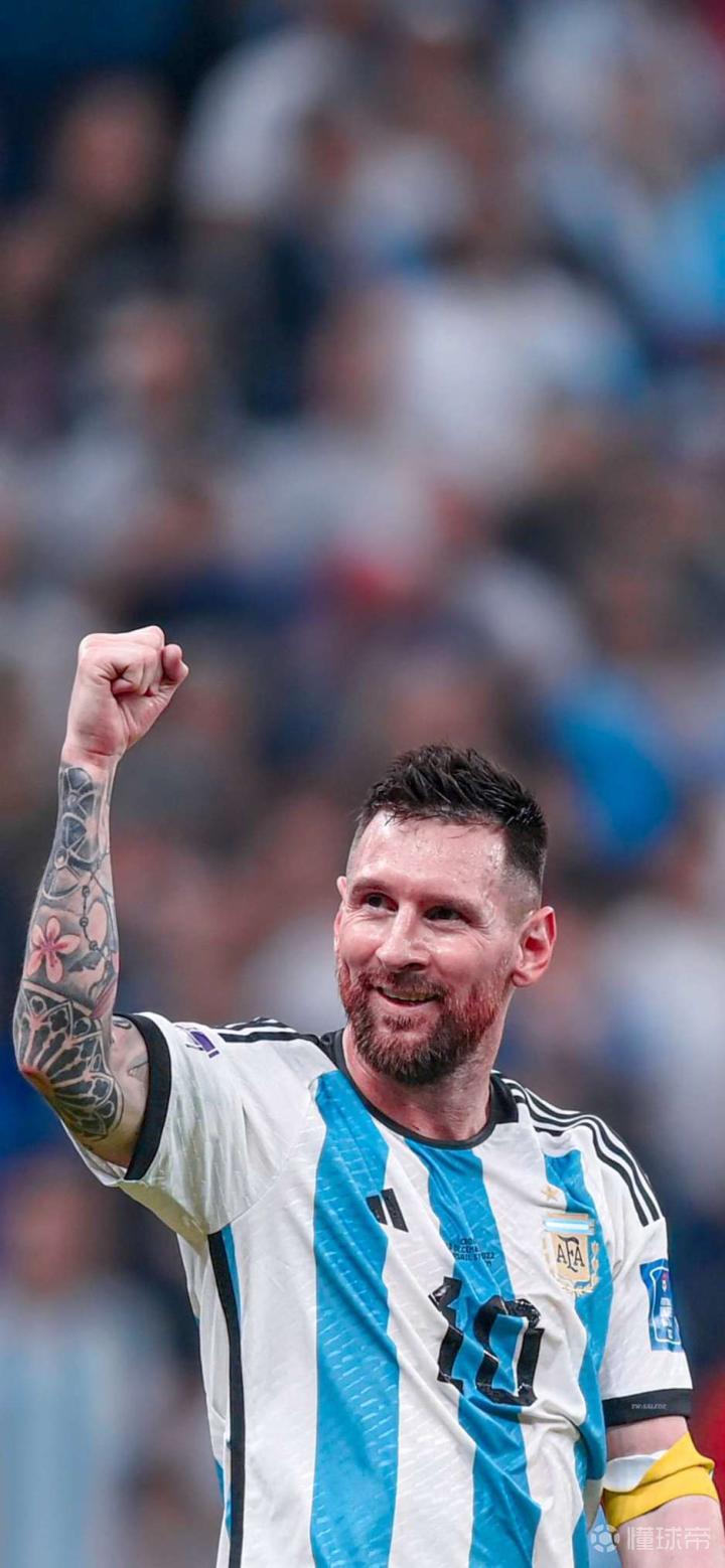 2-1！张帅晋级16强，决胜盘连输4局拒绝逆转，赛后振臂怒吼（2-1！张帅闯进16强，决胜盘连丢4局惊险拒逆转，赛后高举双臂怒吼）