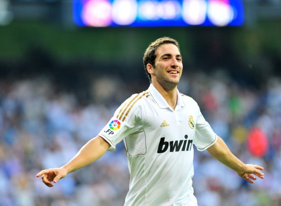 布兰登·威廉姆斯半场13分，创下其本赛季半场得分新高（布兰登·威廉姆斯半场砍下13分，创赛季半场新高）