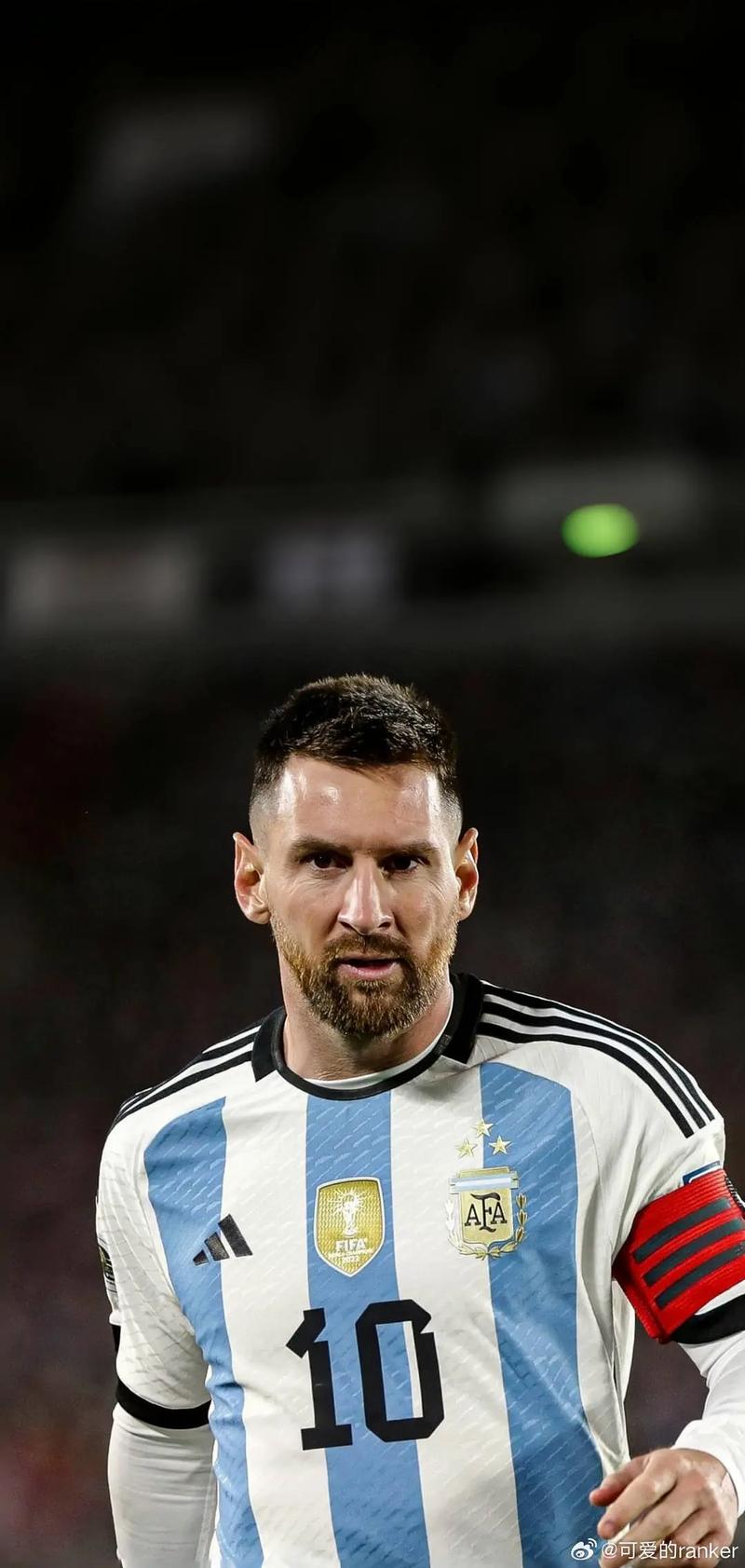 托莫里：在米兰感到被重视和支持；继续努力争取重回英格兰队（托莫里：在米兰倍感重视与支持，将继续奋战争取重返英格兰队）